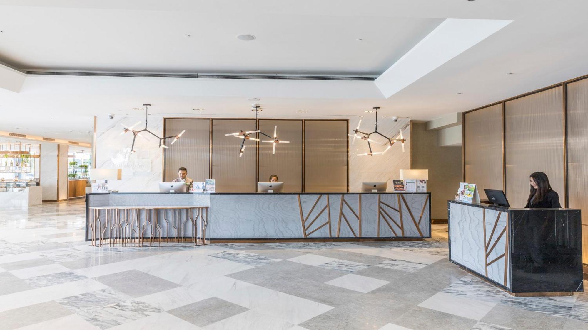 Holiday Inn & Suites Rayong City Centre By Ihg Экстерьер фото
