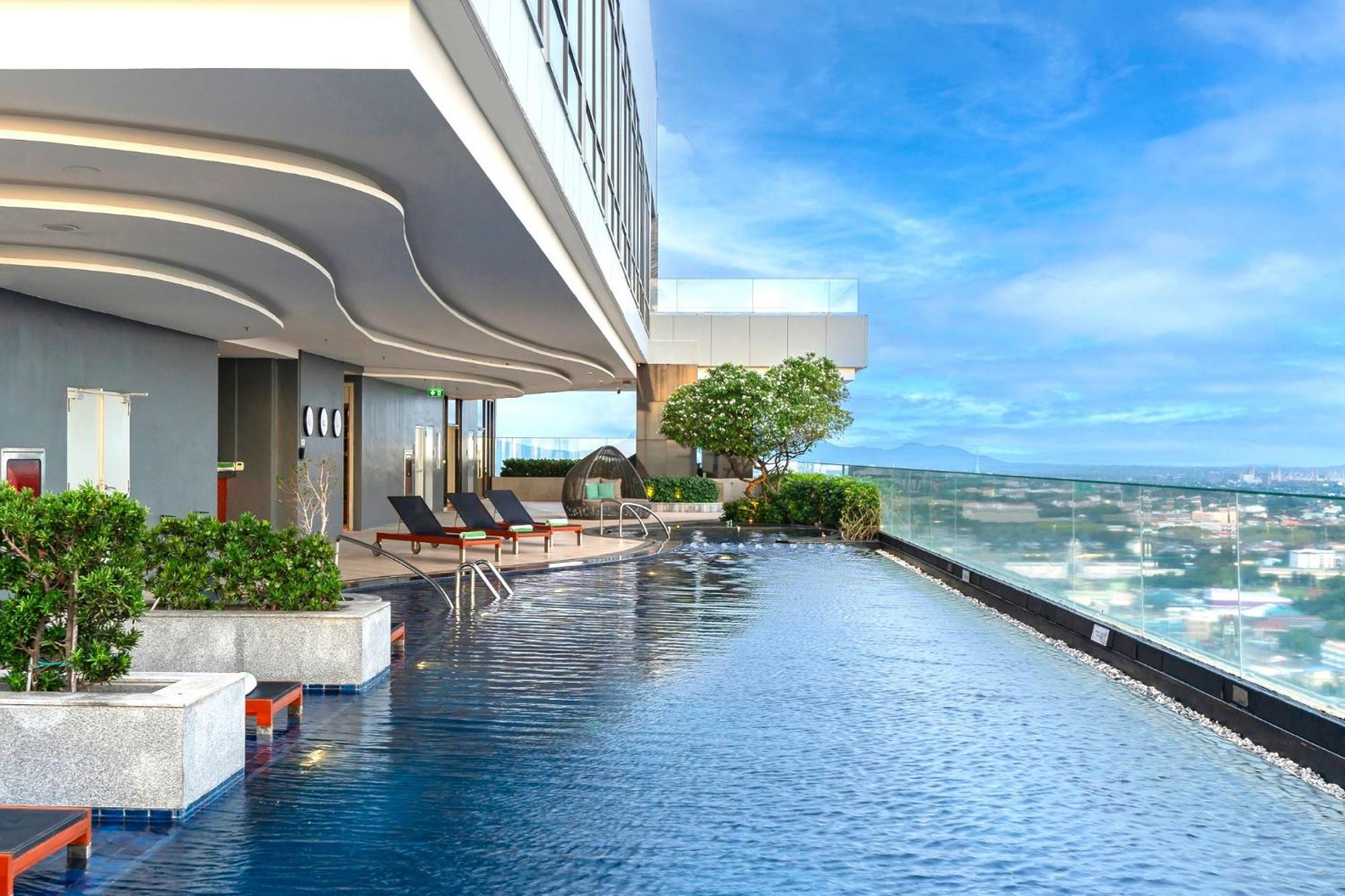 Holiday Inn & Suites Rayong City Centre By Ihg Экстерьер фото