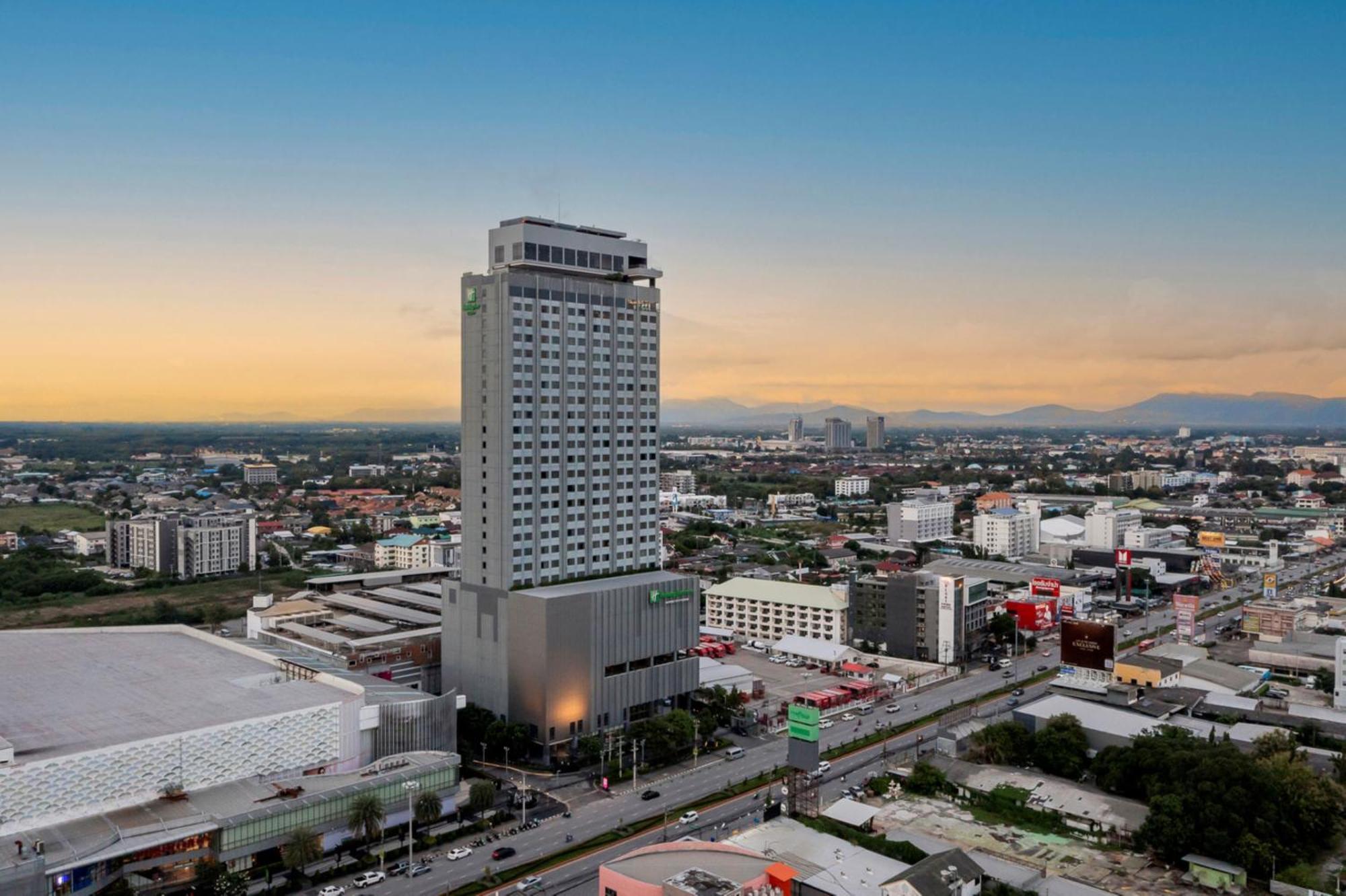 Holiday Inn & Suites Rayong City Centre By Ihg Экстерьер фото